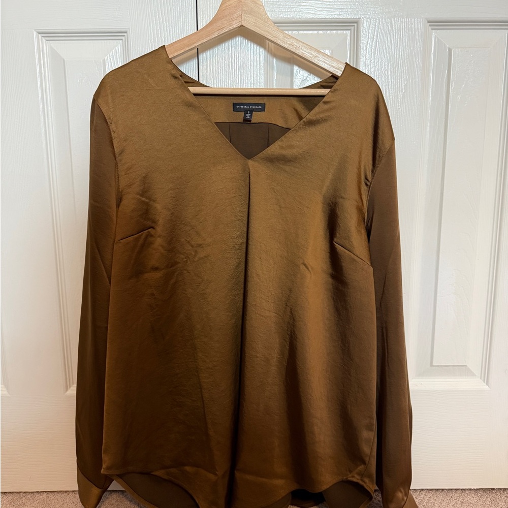 Universal Standard Eva Long Sleeve Satin V-neck Blouse Caramel  S (UStd sizing)